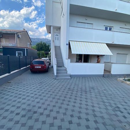 Apartments Seven Castles Каштела Экстерьер фото